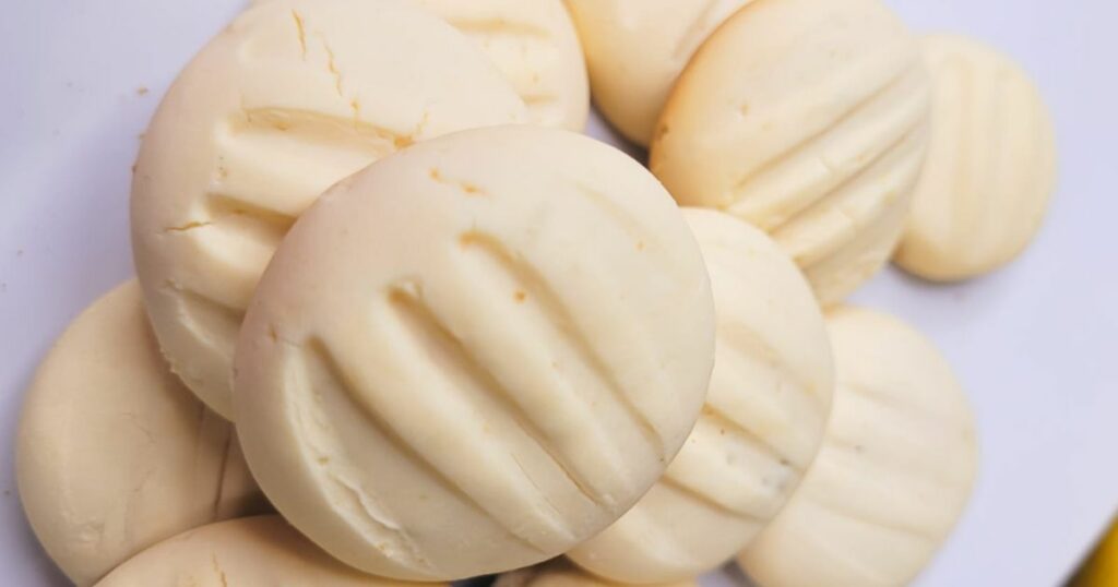 Biscoitos de maisena com limão